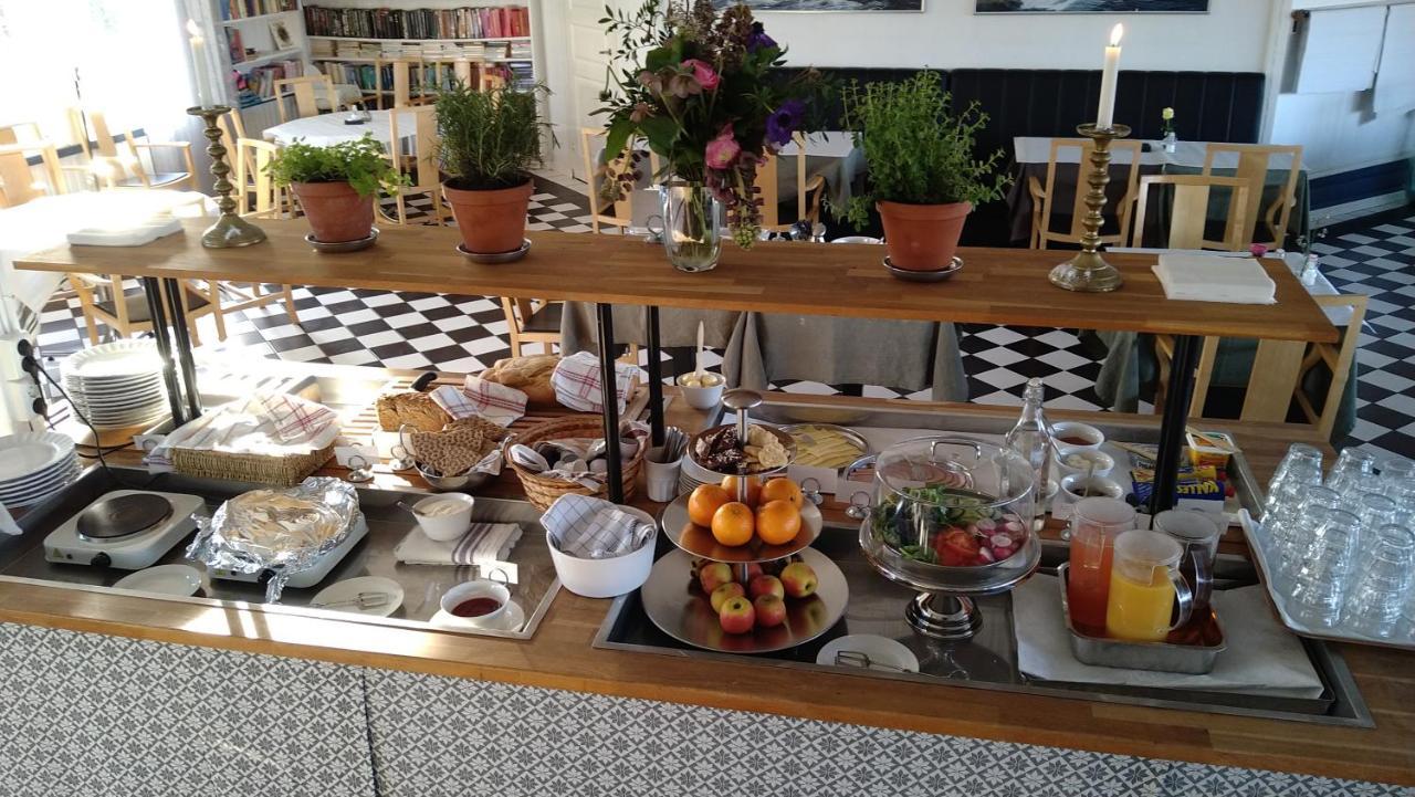 Kvarnen Pensionat Och Restaurang 法尔肯贝里 外观 照片